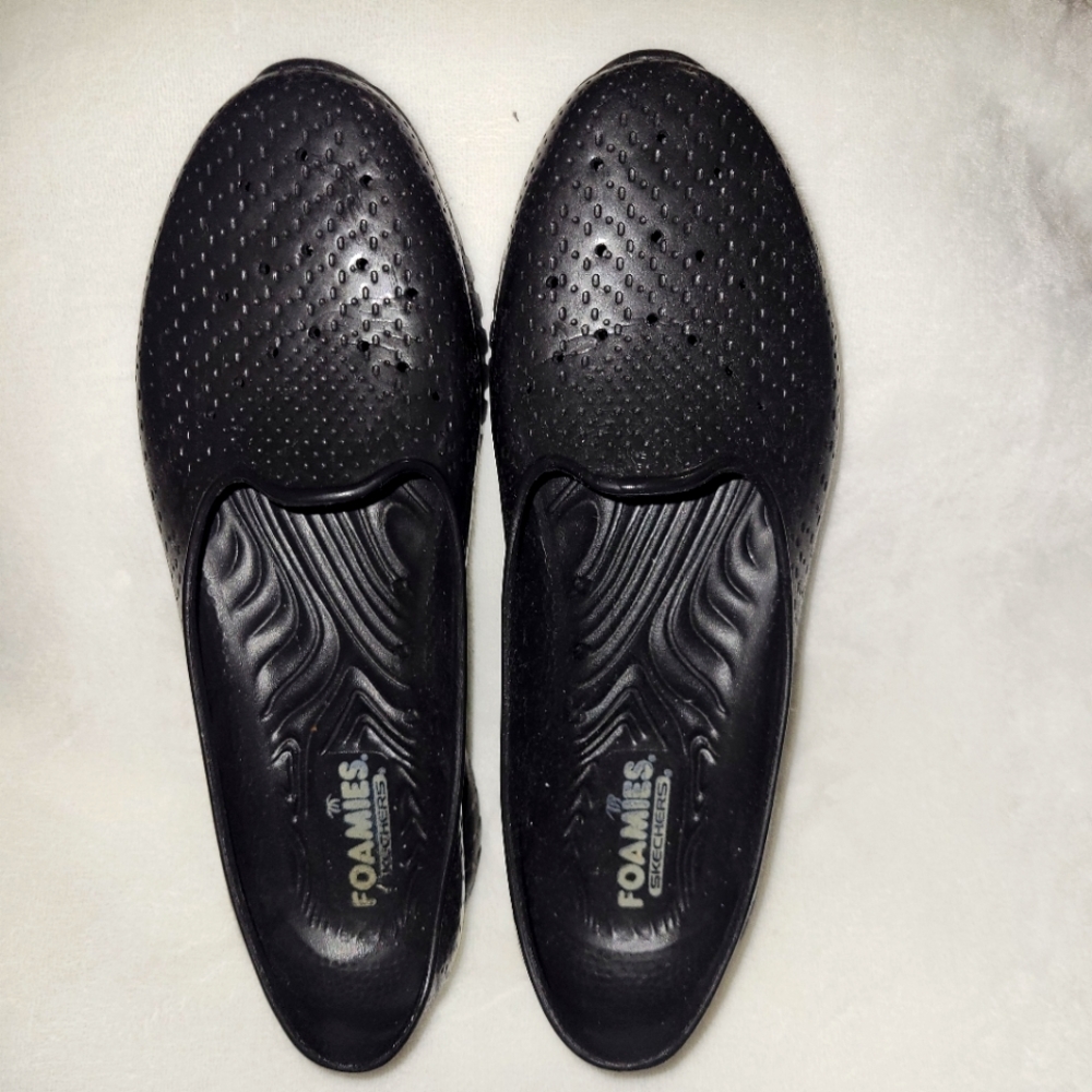 Sketchers Rubber Slip On with Foam Insole